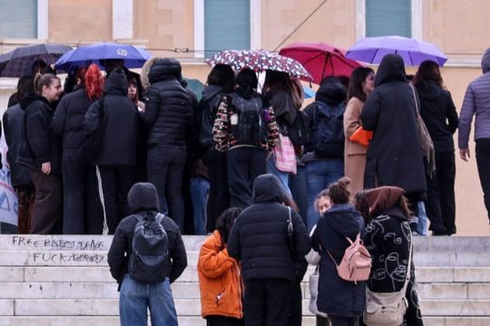 Επιδείνωση του καιρού: Έντονες καταιγίδες, θυελλώδεις άνεμοι, χειμερινές θερμοκρασίες και χιόνια στα ηπειρωτικά